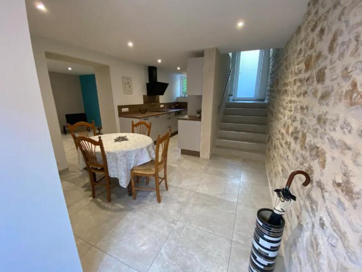 Maison Neuve Tout Confort, Deux Chambres Saint-Martin-du-Mont Exteriér fotografie